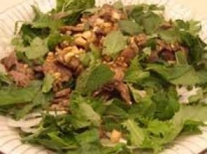 <a href='../pages/recipes.php' title='Recipes'>Recipes</a> > Vietnamese tamarind beef with peanuts